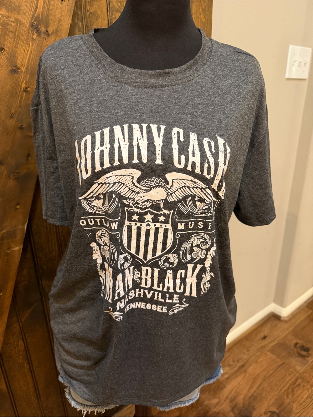 Graphic Tee Johnny Cash Tee Charcoal Gray size is XXL but runs small
